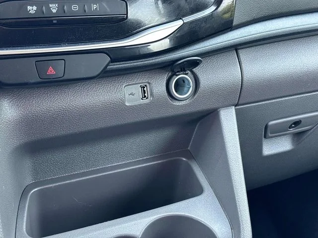 2025 Ford Transit Passenger Van XLT - Photo 30