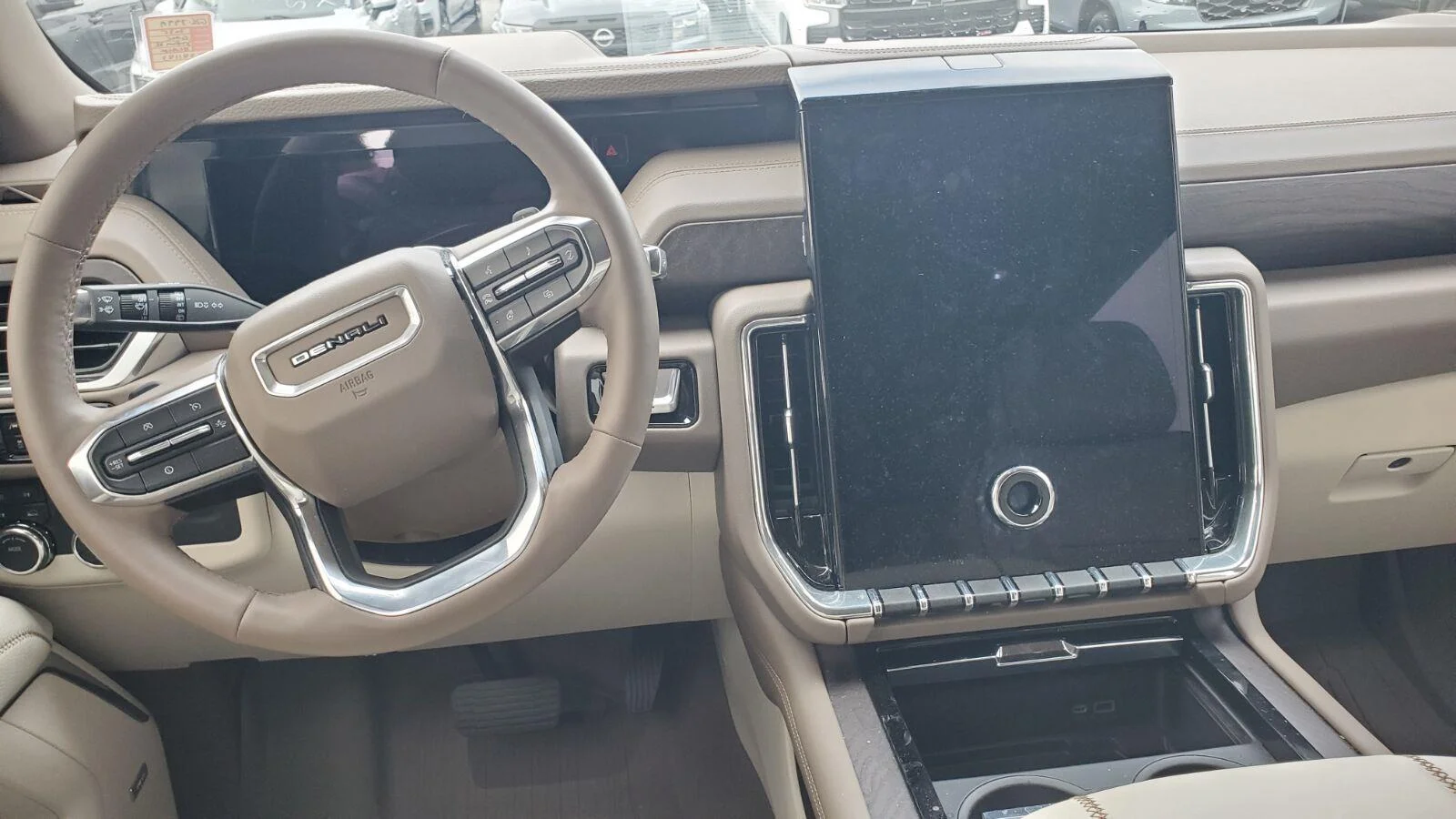 Used 2025 Onyx Black GMC Denali image 8