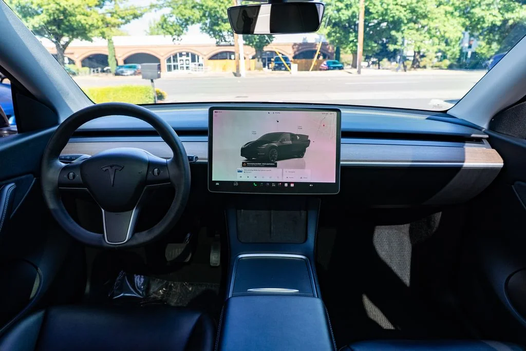 Used 2022 Black Tesla Long Range image 9