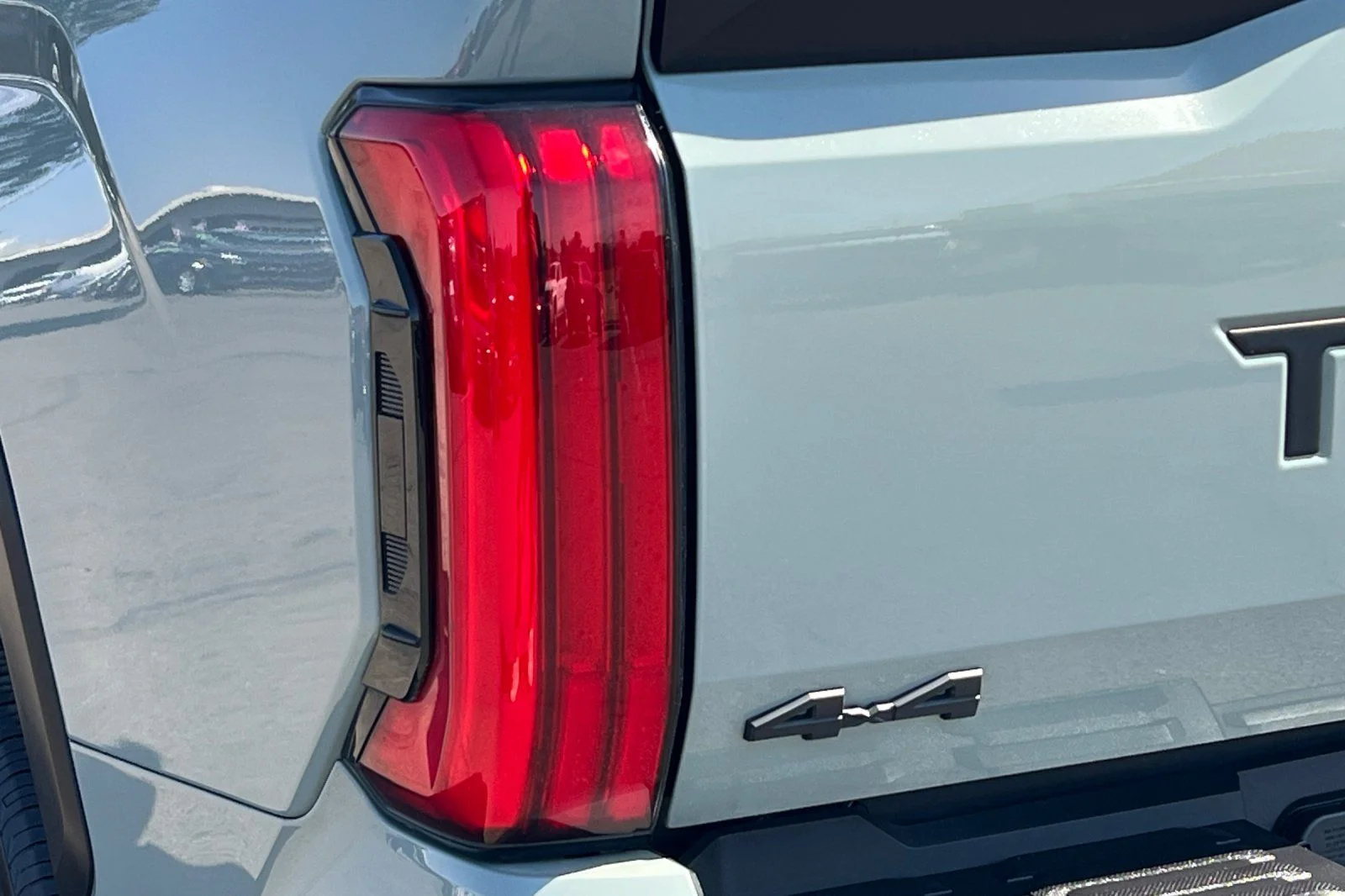 Used 2025  Toyota SR5 image 26