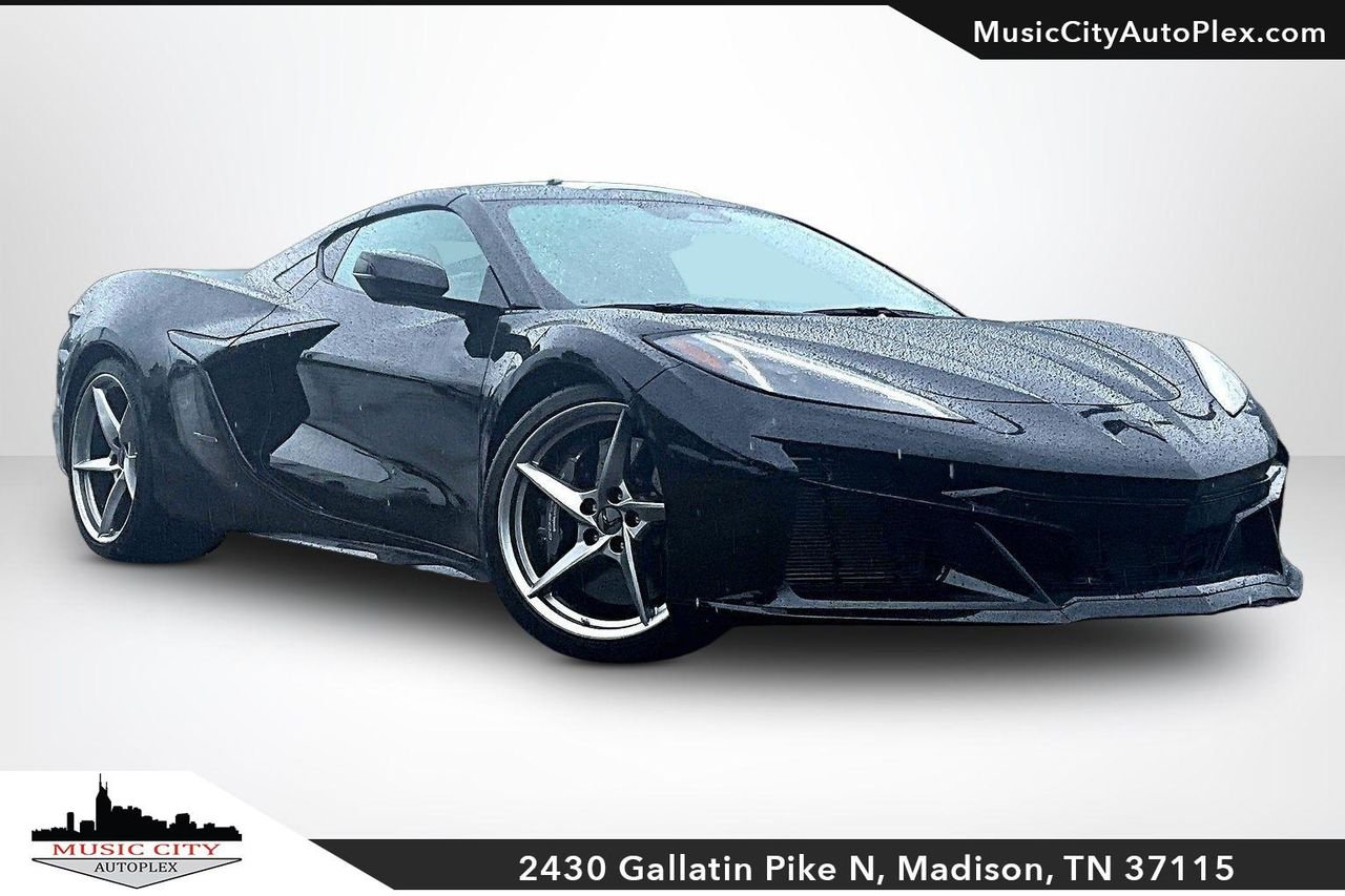 2025 Chevrolet Corvette E-Ray Coupe 2LZ's photo