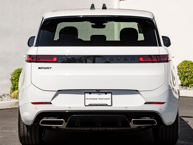 Used 2024 Fuji White Land Rover Dynamic SE image 8
