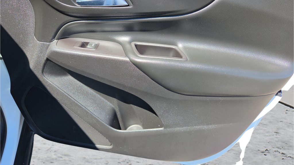 Used 2020 White Chevrolet LT image 38