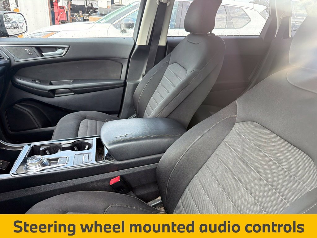 Used 2019 Black Ford SE image 14