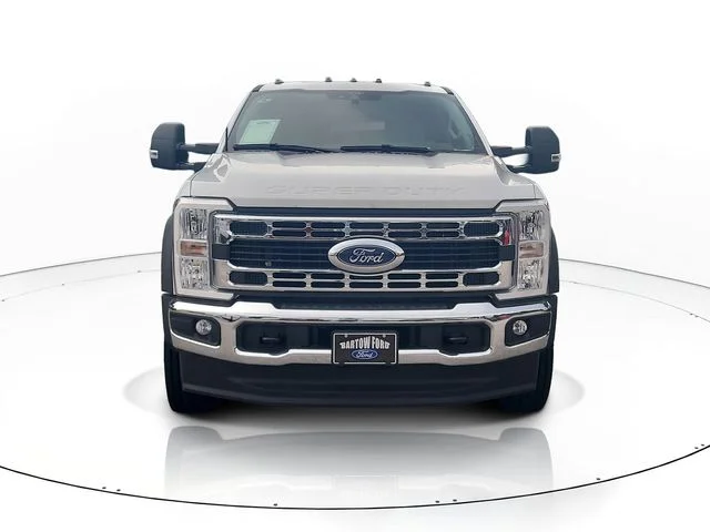 New 2025 Oxford White Ford XL image 3