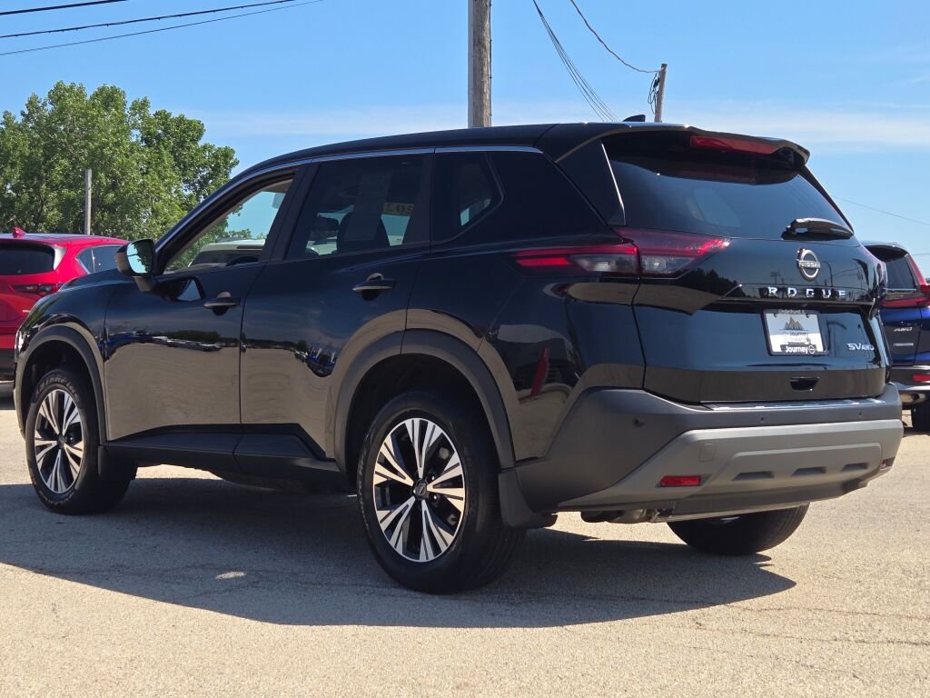 Used 2023 Black Nissan SV image 17
