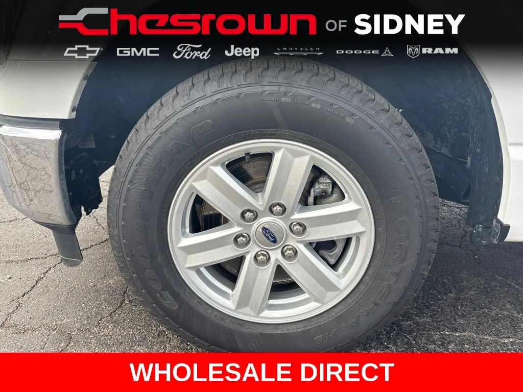 Used 2021 White Ford XL image 9