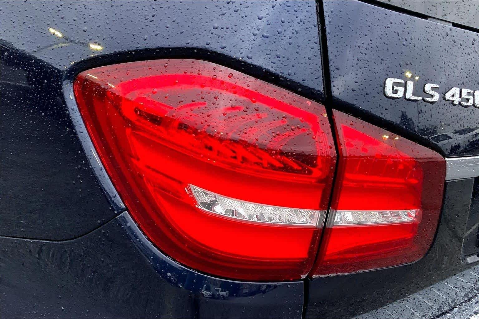 Used 2019 Lunar Blue Metallic Mercedes-Benz GLS 450 image 27