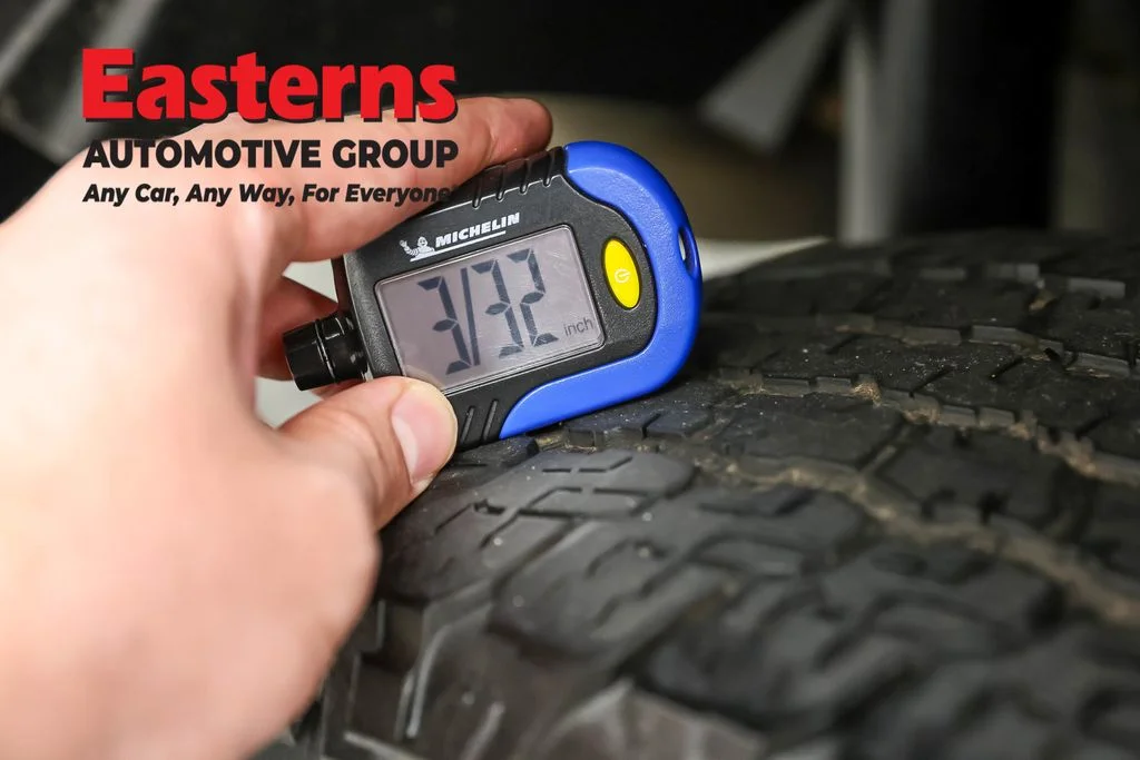 Used 2018 Orange Jeep Unlimited Sport S image 27