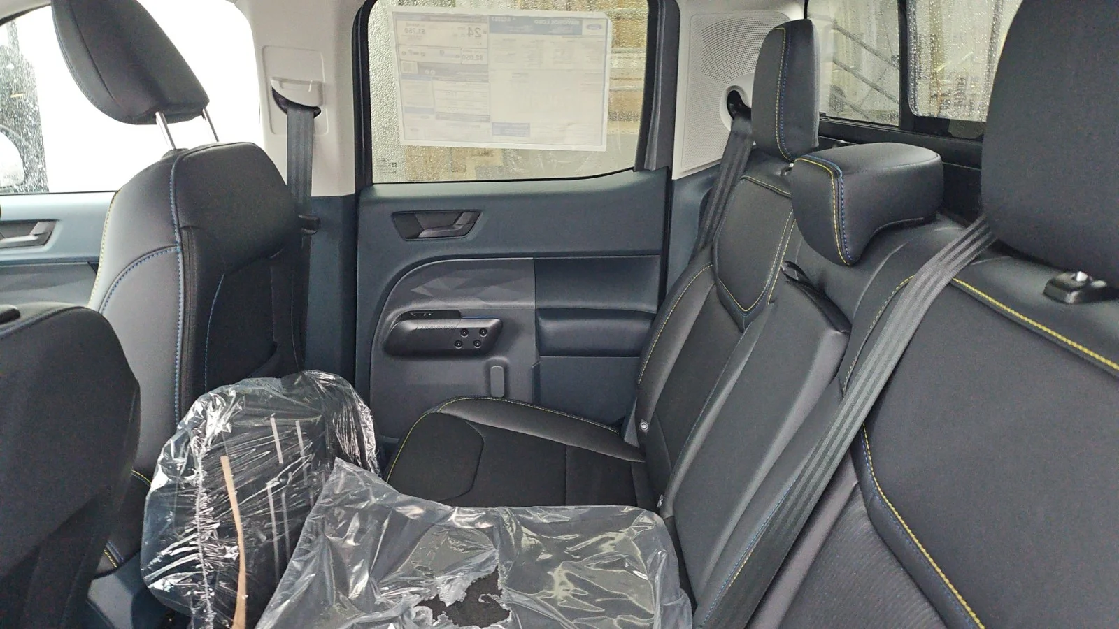 New 2026 Carbonized Gray Metallic Ford Lobo High AWD image 9