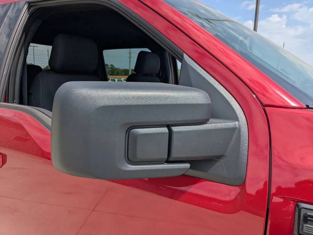 Used 2025 Red Ford XLT image 13