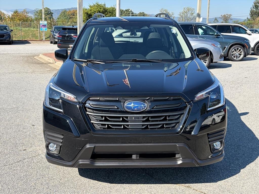 Used 2024 Crystal Black Silica Subaru Premium image 6