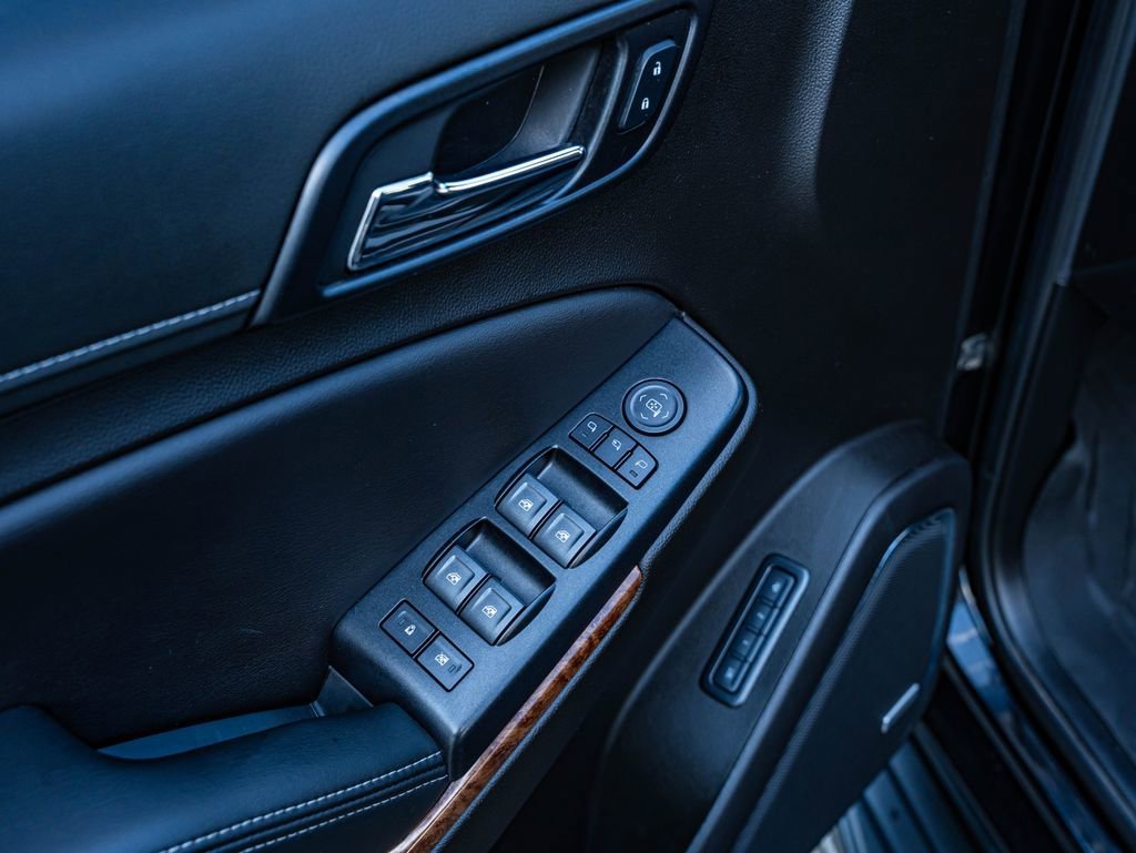 Used 2020 Black Chevrolet Premier image 16