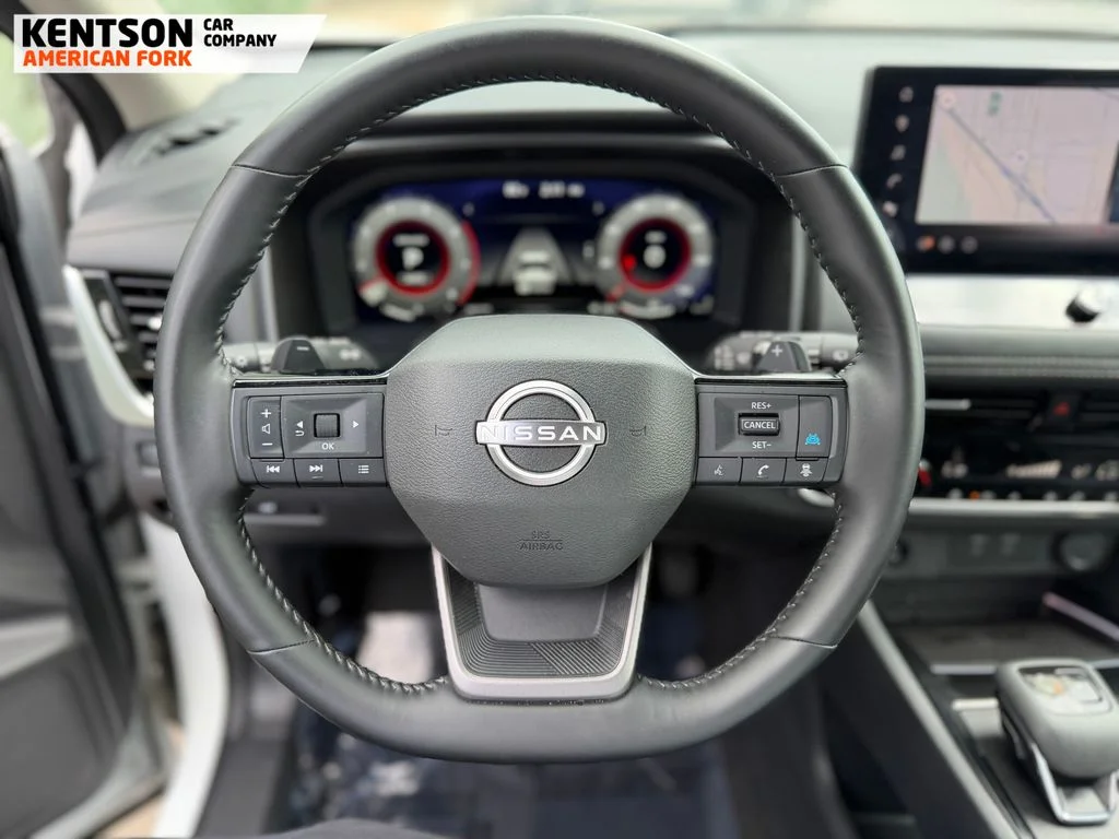 Used 2026 White Nissan SL image 10
