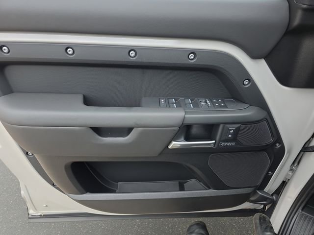 New 2026 Borasco Grey Land Rover X-Dynamic SE image 19