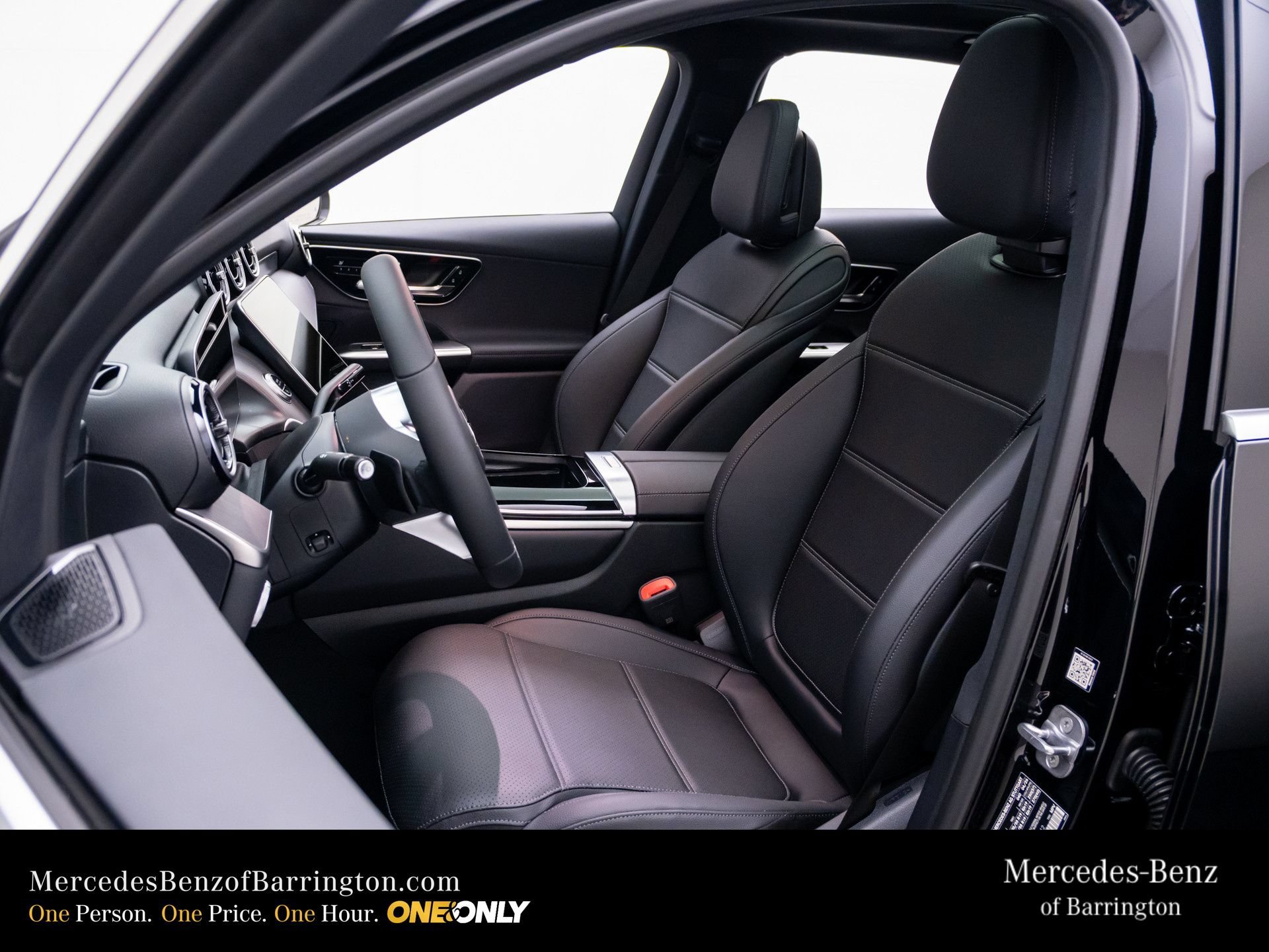 New 2026 Black Mercedes-Benz GLC 300 image 60