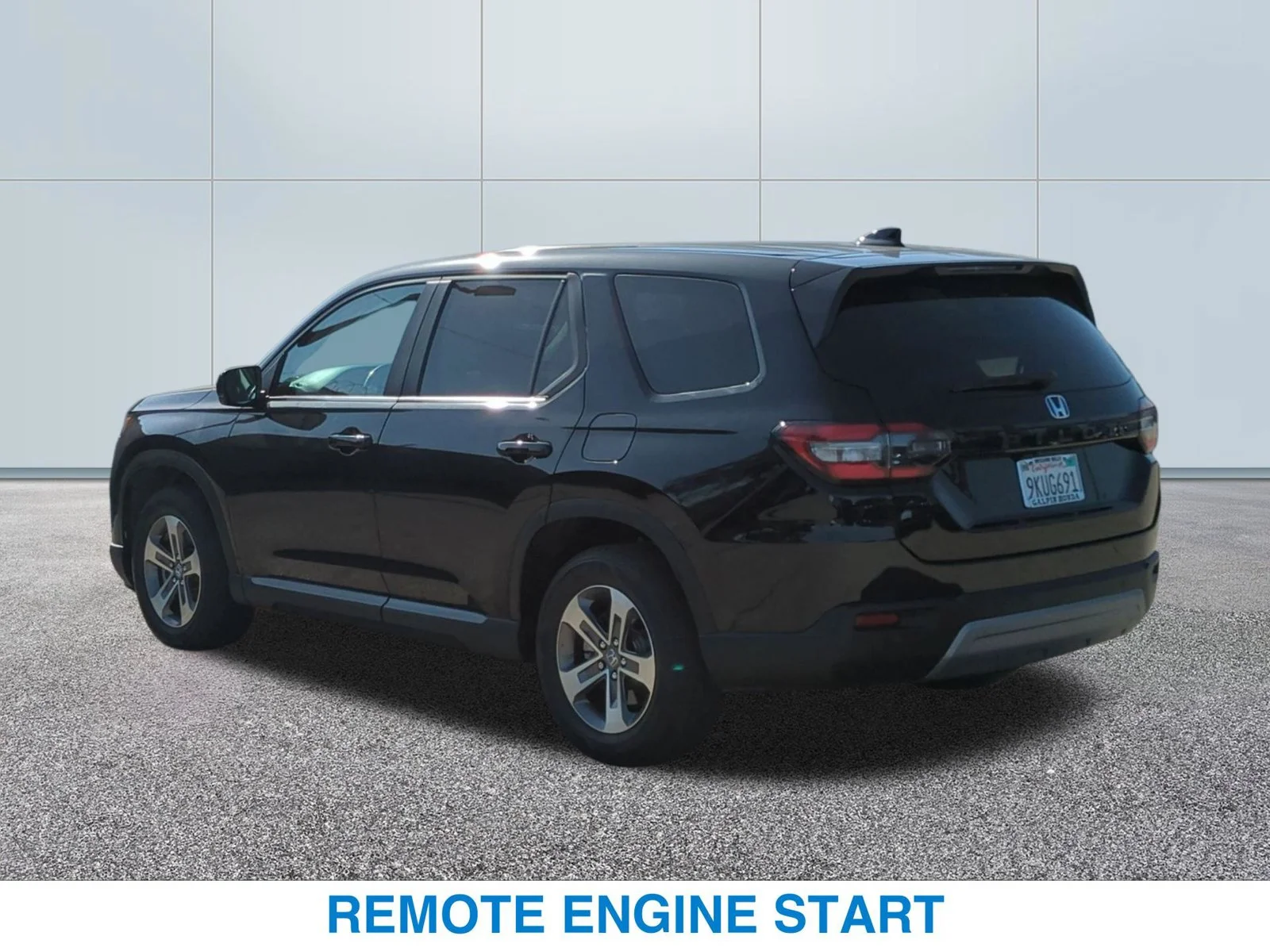 Certified Used 2024 Black Honda EX-L image 9