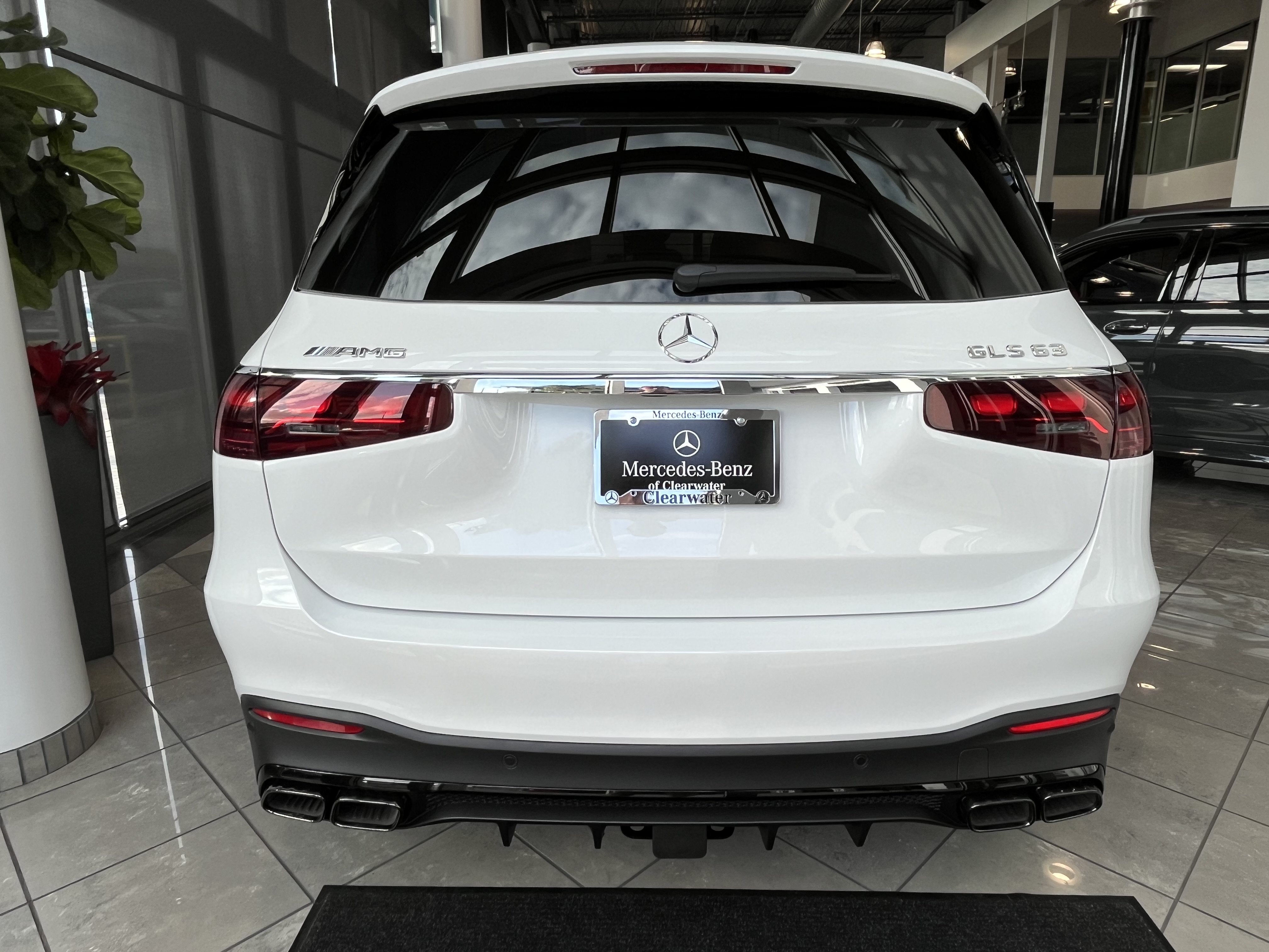 New 2026 MOONLIGHT WHITE Mercedes-Benz AMG® GLS 63 image 2