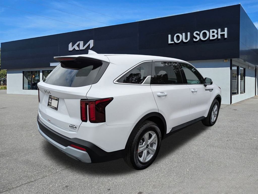 New 2026 Glacial White Pearl Kia LX image 3