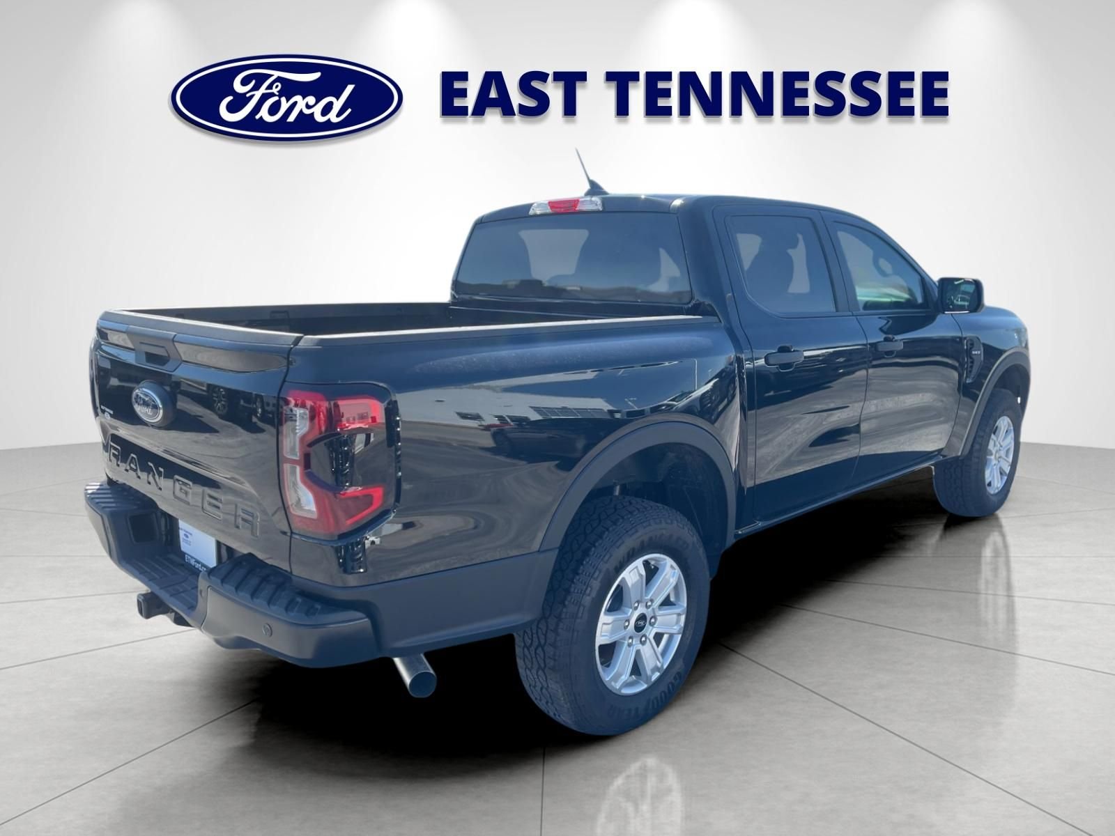 New 2025 Black Ford XL image 3