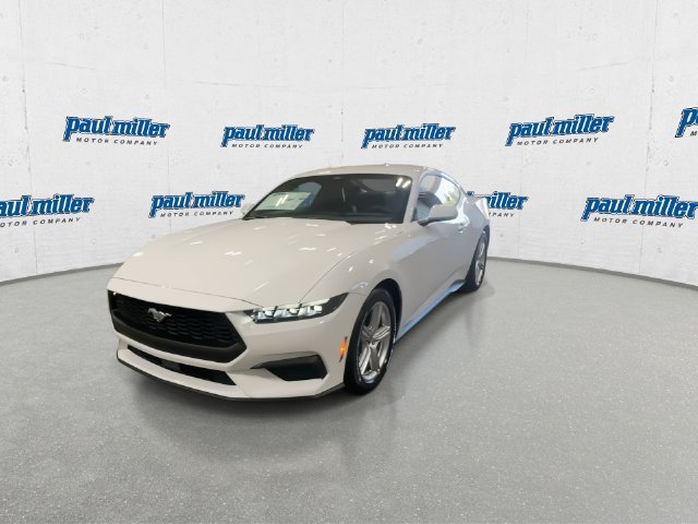 New 2026 Oxford White Ford EcoBoost® Fastback image 4