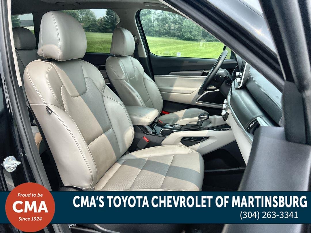 Used 2020 Ebony Black Kia S image 22