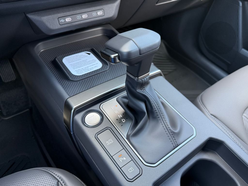 New 2027 Iceberg Green Kia X-Line S image 29