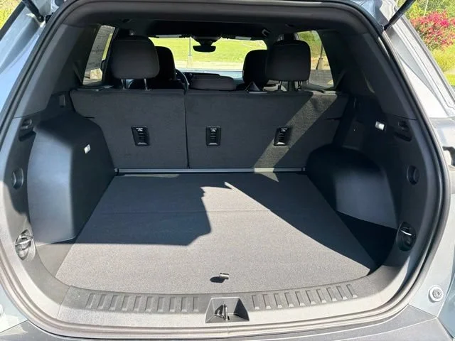 New 2027 Sterling Gray Metallic Chevrolet LT image 20