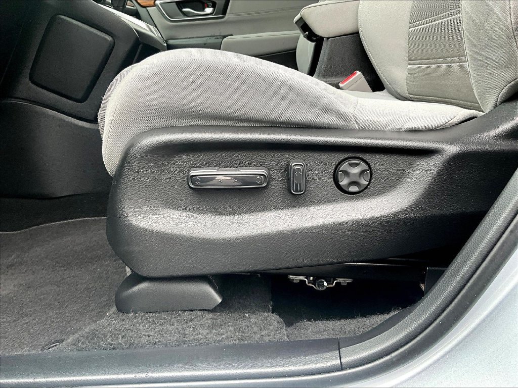 Used 2021 Silver Honda EX image 38