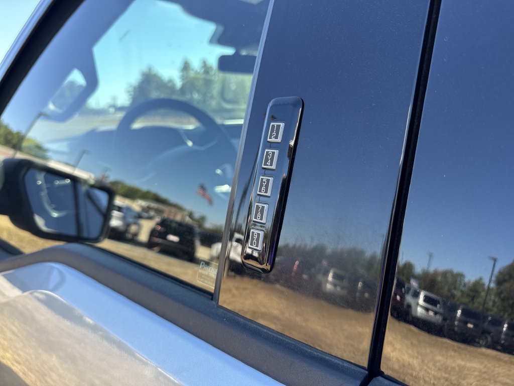 Used 2024 Silver Ford XLT image 17