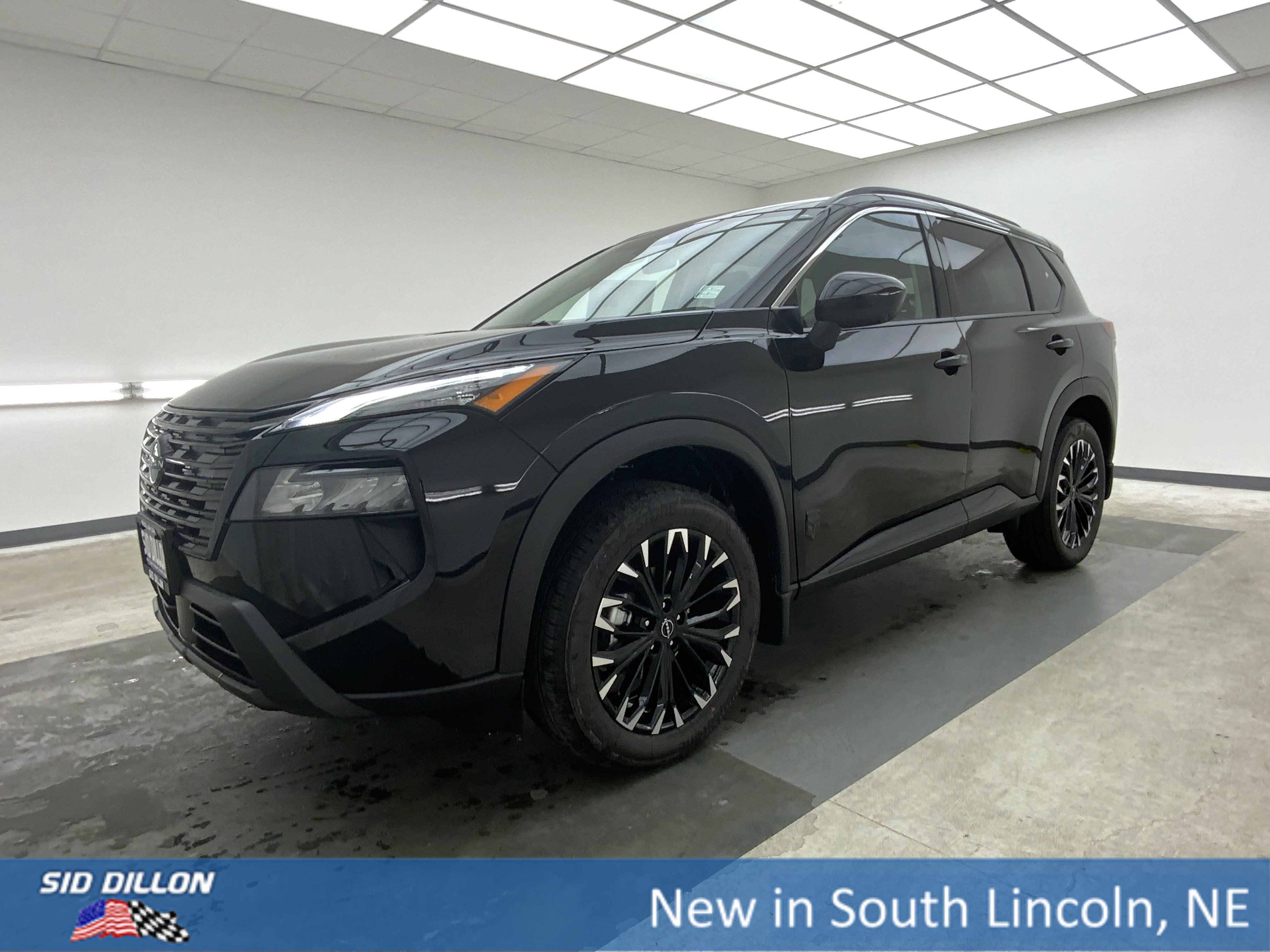 2026 Nissan Rogue Dark Armor AWD's photo