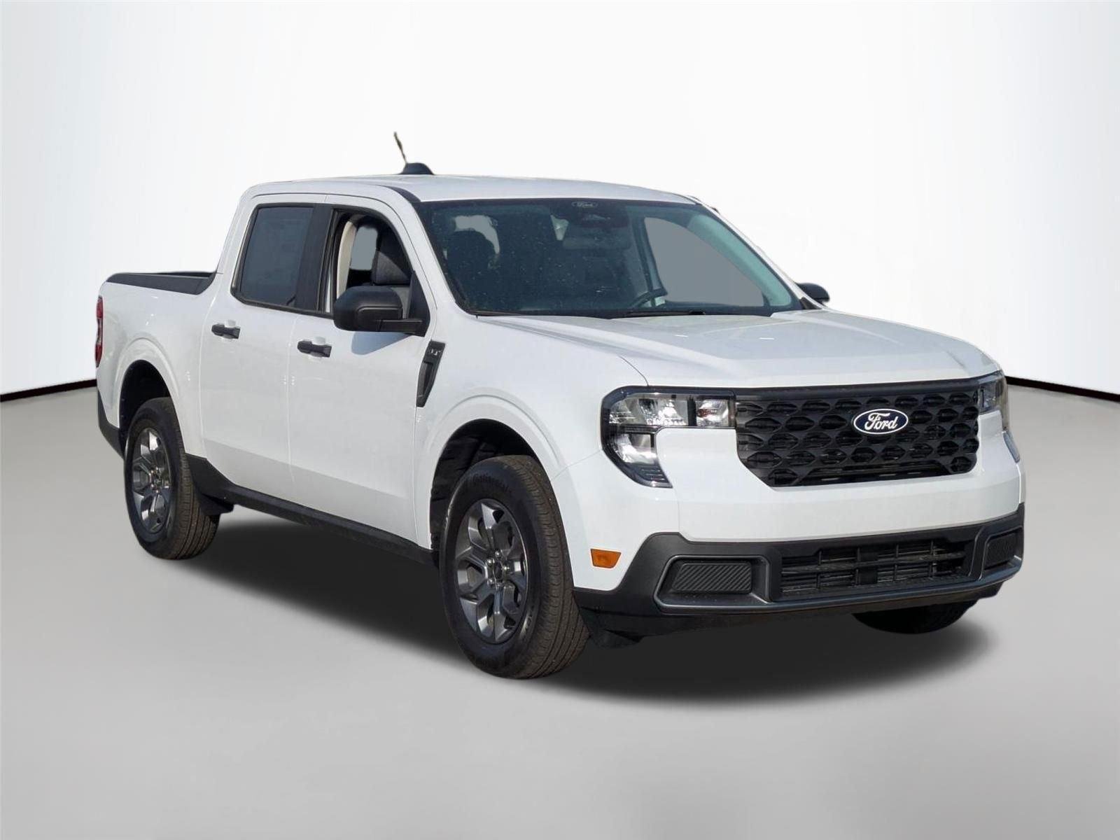 New 2026 Oxford White Ford XLT image 3