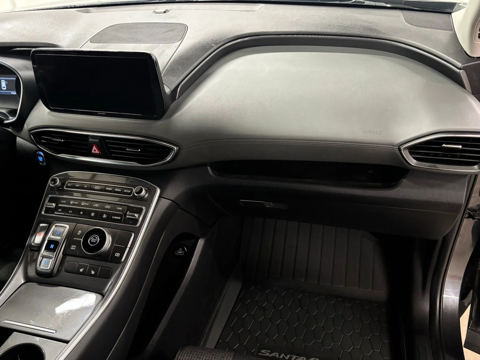 Used 2023 Gray Hyundai SEL image 20
