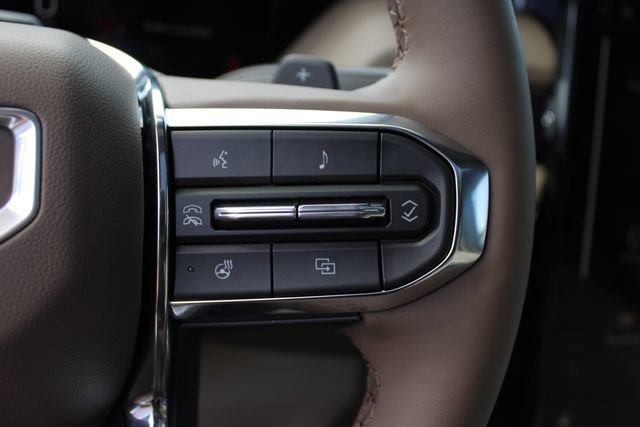 2026 GMC Yukon XL Denali - Photo 14