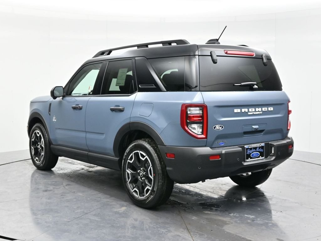 New 2026 Azure Gray Metallic Tri-Coat Ford Outer Banks® image 7