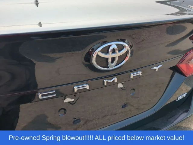 Used 2022 Black Toyota SE image 11