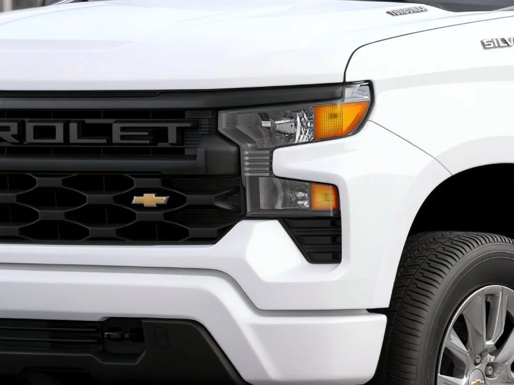 New 2026 Summit White Chevrolet Custom image 5