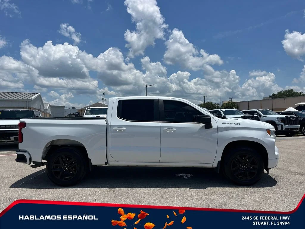 Used 2024 Summit White Chevrolet RST image 8