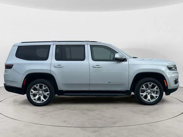 Used 2022 Silver Jeep Series II image 6