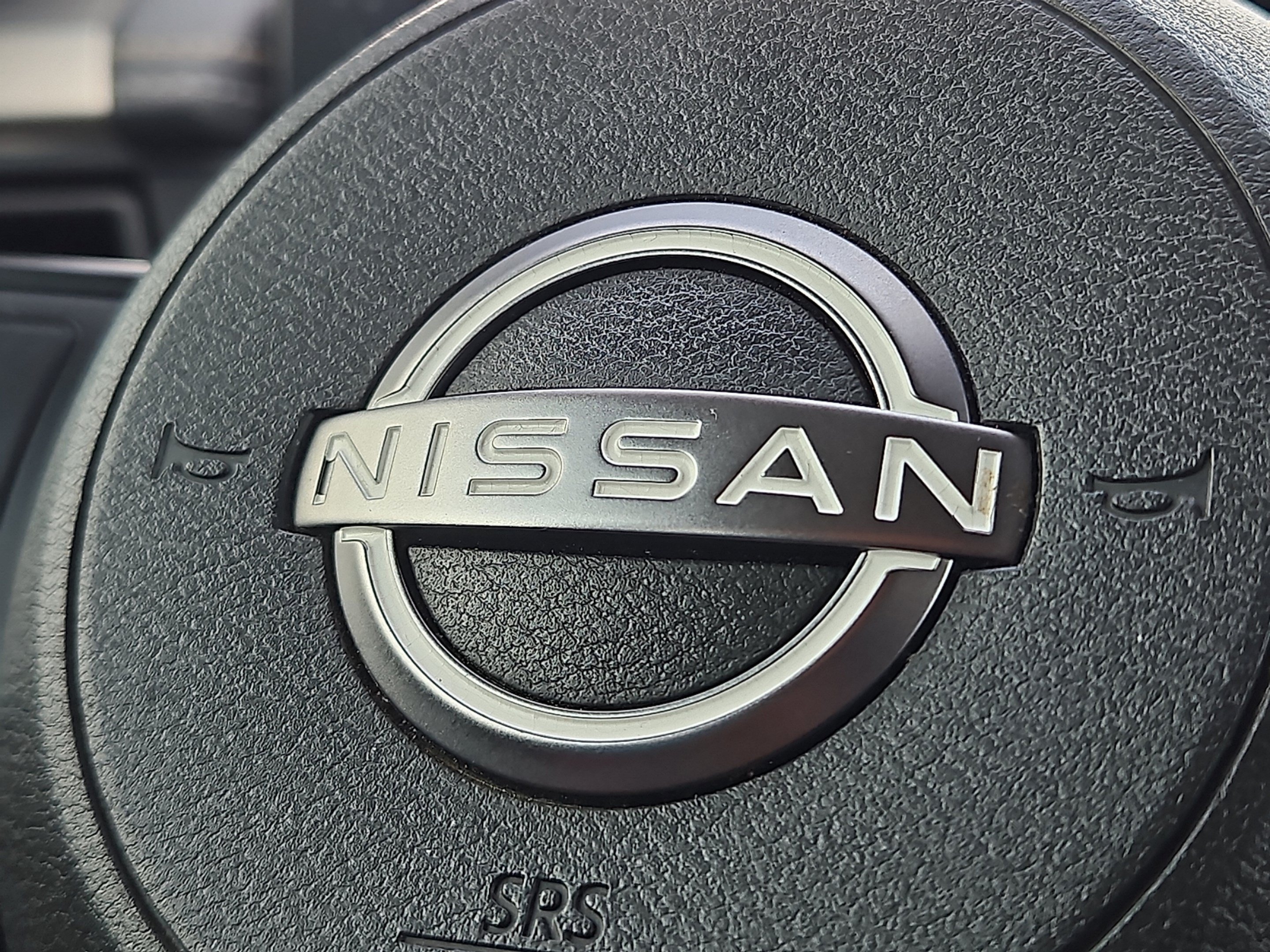 Used 2025 Super Black Nissan SV image 25
