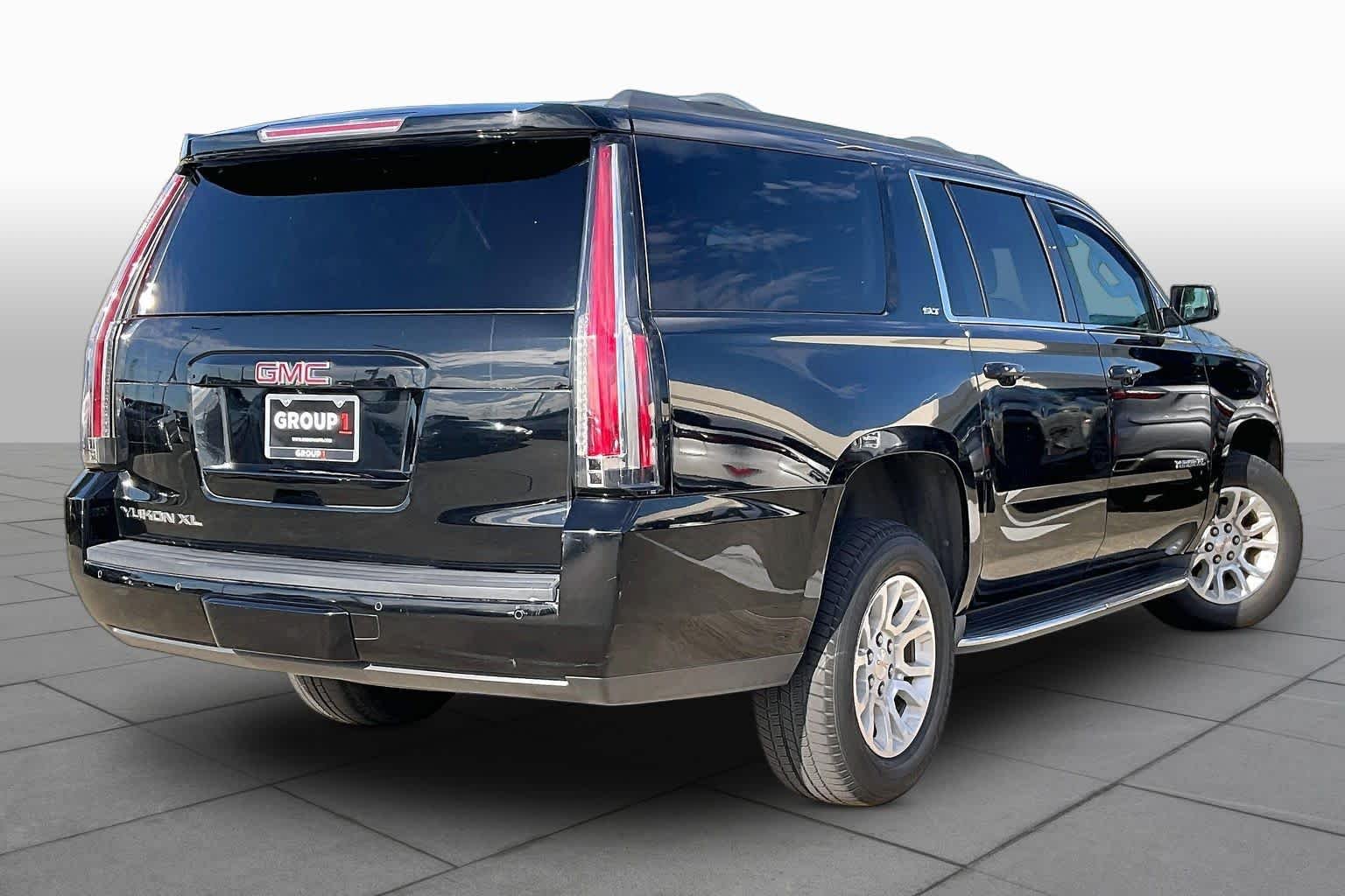 Used 2018 Onyx Black GMC SLT image 12