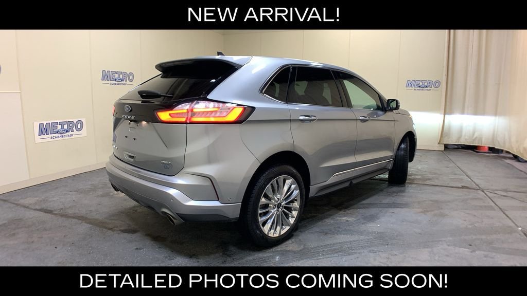 Used 2024 Silver Metallic Ford Titanium image 3