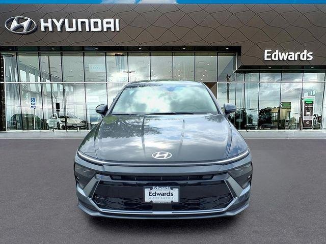 New 2026 Gray Hyundai SE image 3