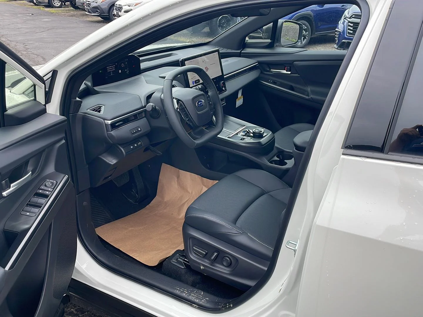 New 2026 Crystal White Pearl Subaru Premium image 9