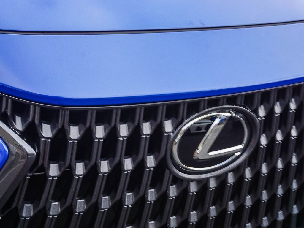 Used 2025  Lexus 350 Premium image 11