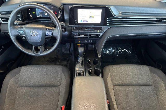Certified Used 2025 ICE CAP Toyota  image 17