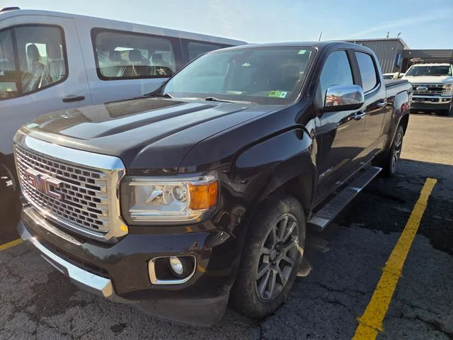 2018 GMC Canyon 4WD Denali Crew Cab Short Box's photo