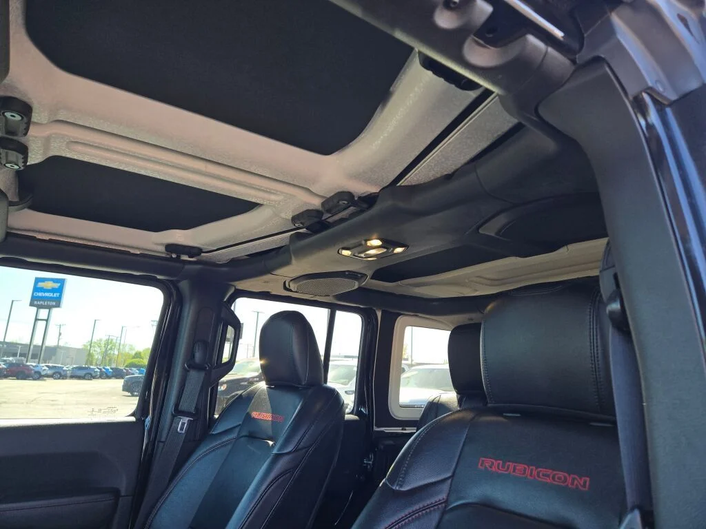 Used 2020 Black Jeep Unlimited Rubicon image 25