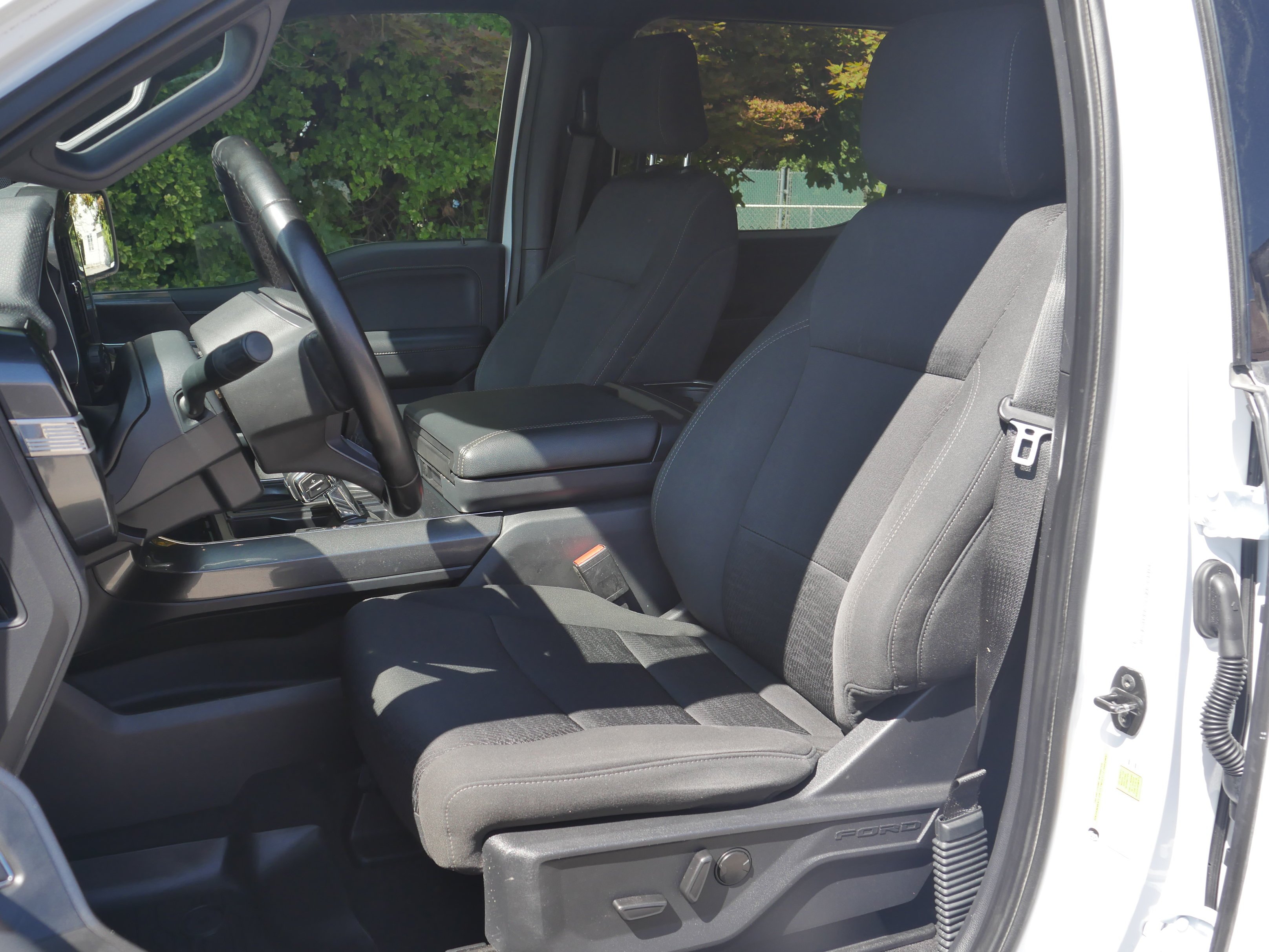 Certified Used 2023 Oxford White Ford XL image 37