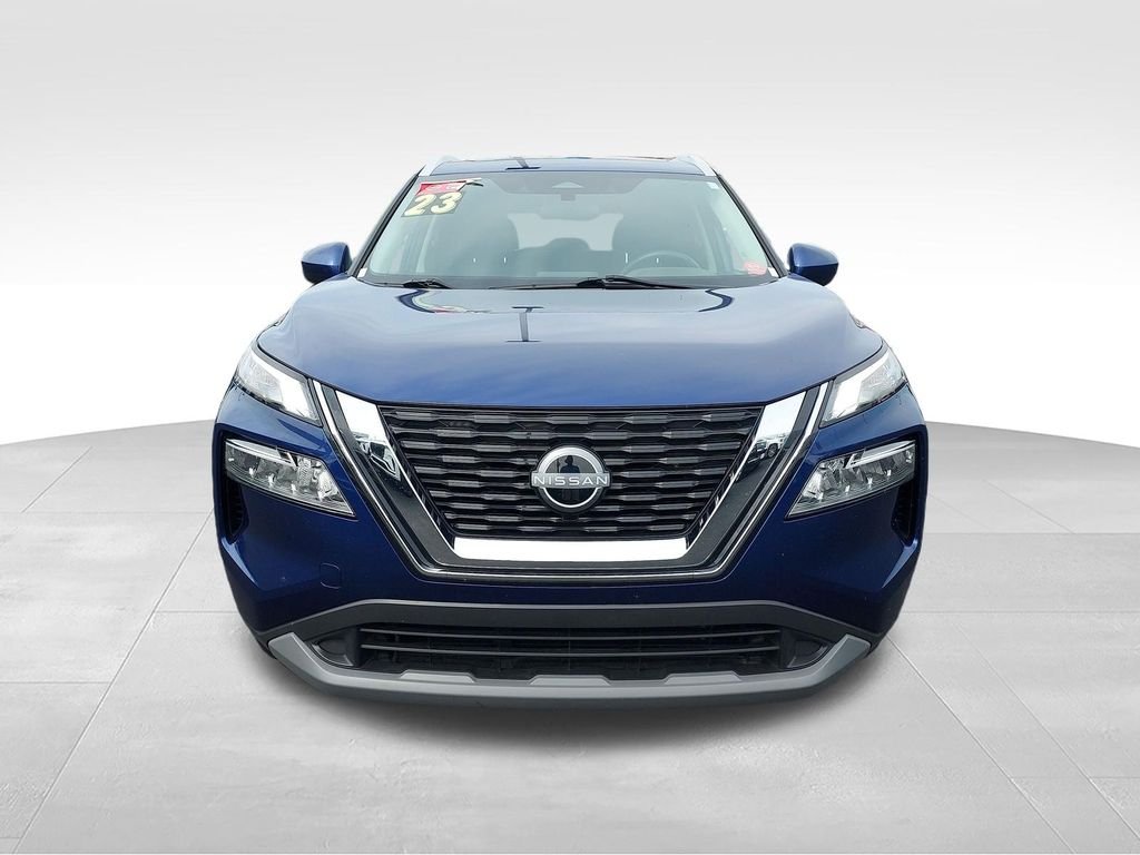 Used 2023 Blue Nissan SV image 8